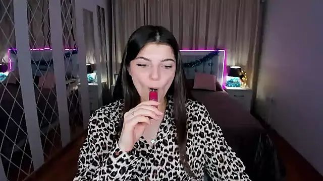 StellaBest's cam snapshot