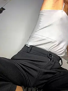 paribaby09's cam snapshot