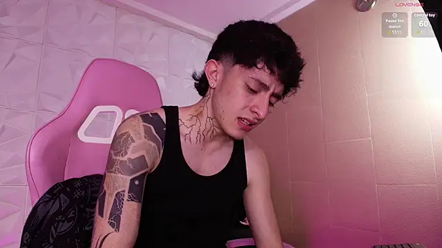 troy_rouge live sex cam