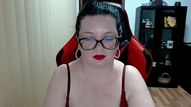 MissTroublle's cam snapshot