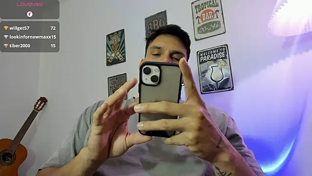 alejandro_stark's cam snapshot