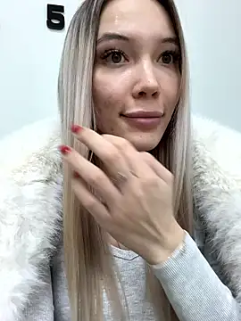 MoonSprinkle's cam snapshot