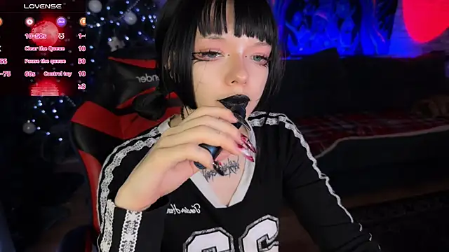 Eva-miller1's cam snapshot