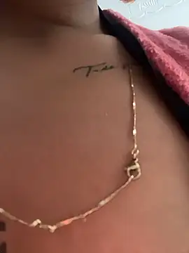 MystiqueXXX's cam snapshot