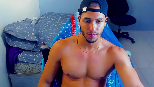 Kris_Khalifa69 live sex cam