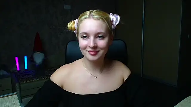 Milka_kiss_ live sex cam