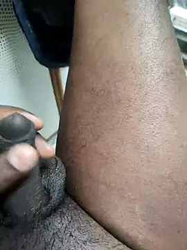 Paramkeerthi live sex cam