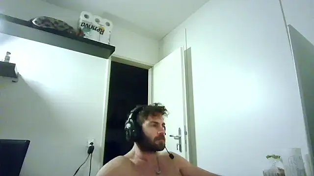 alpha-hunk live sex cam