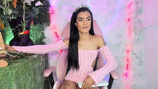 ZAMMIRA live sex cam