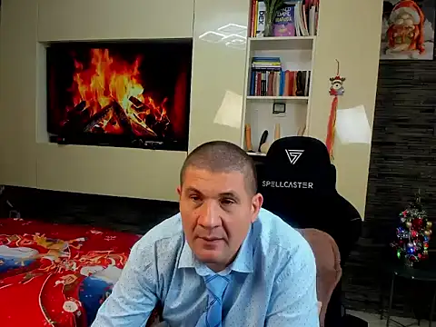 SpartacusDaddy48 live sex cam