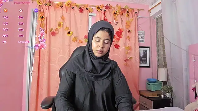 NaylaAbadi live sex cam