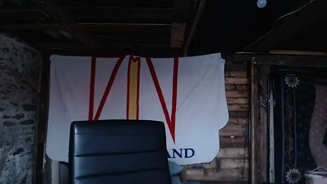 Newfiesausage1972 live sex cam