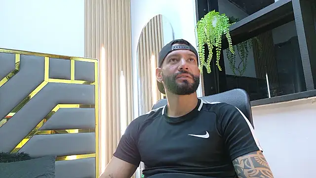 yorbymaxx live sex cam