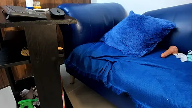 Mature_Skinny live sex cam