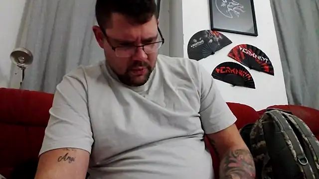 sexykevin17cm live sex cam