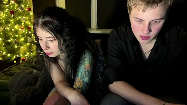 love4couple's cam snapshot