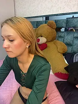 valentina_ml18's cam snapshot