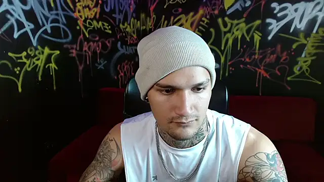 DarkBenito live sex cam