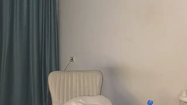 AudreyMell live sex cam