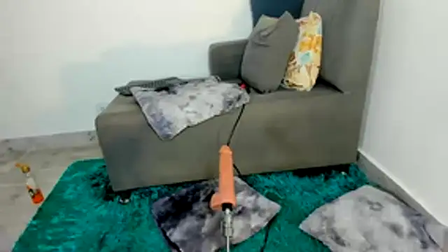 Amelie_hills02 live sex cam