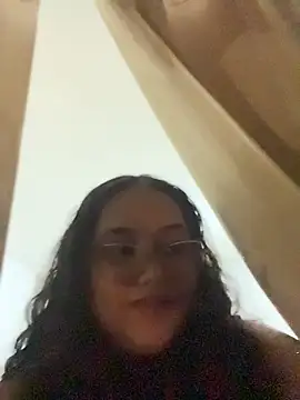 CurlyGirl_1 live sex cam