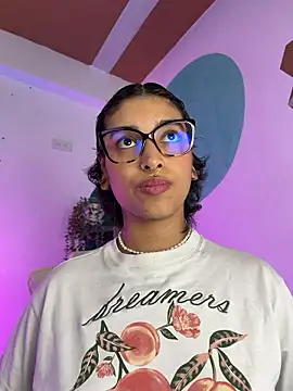 LollaByer live sex cam