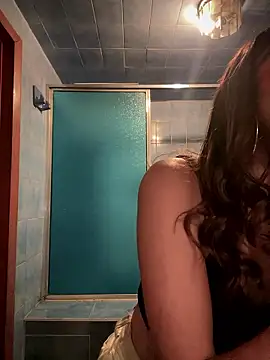 Isabella18_pink's cam snapshot