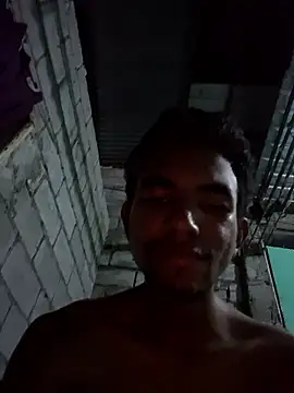 Reynold2608 live sex cam