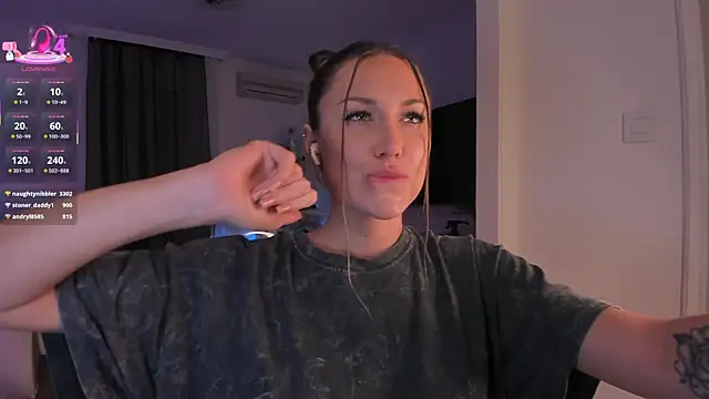 seilyfox's cam snapshot