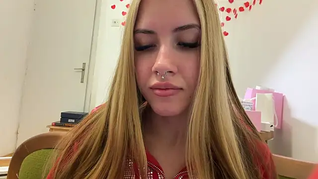 Humble_Peach's cam snapshot