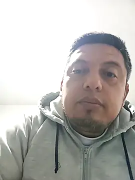 darcastro04's cam snapshot