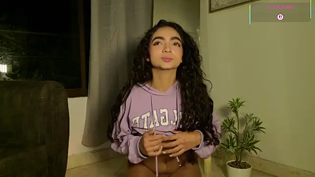 adelineevs's cam snapshot