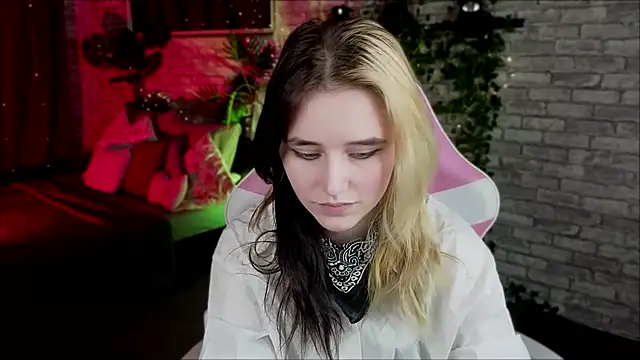 RubyMyst's cam snapshot