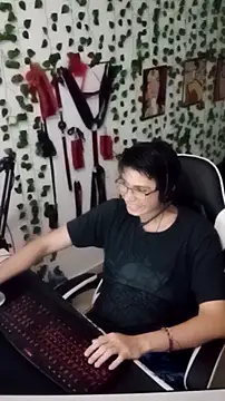 Andy_gray's cam snapshot