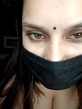 shilpa-singh's cam snapshot