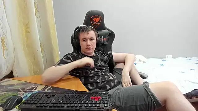 iliaskrislove live sex cam