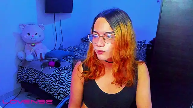 lillykittyyy live sex cam
