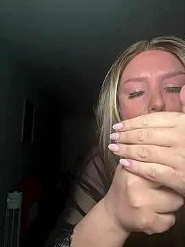 naughtychelseaxox's cam snapshot