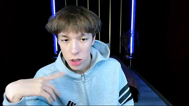 MarkBranston live sex cam