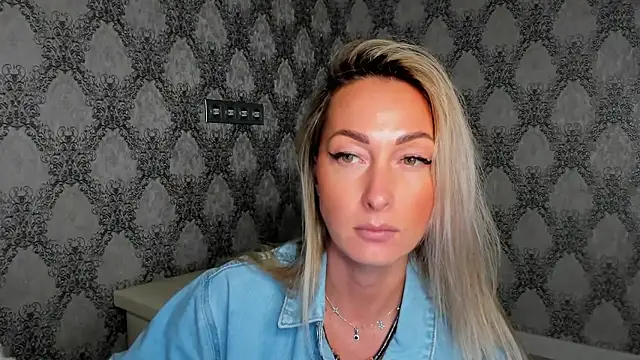 StarryHanna's cam snapshot