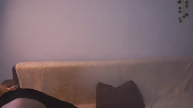 DebiLore live sex cam