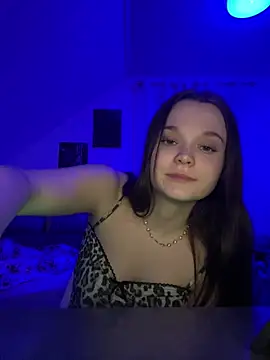 ElenaMariee live sex cam