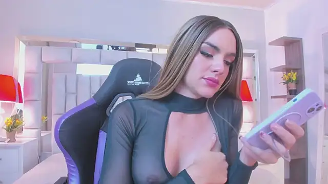 mariiahneedles live sex cam