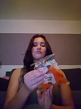 MiaRides19 live sex cam