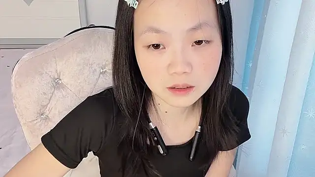 Lena-yyds's cam snapshot