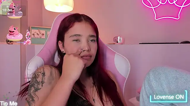 violeth_hill's cam snapshot