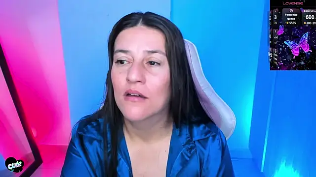 Saskyaa's cam snapshot