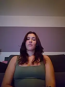 MiaRides19's cam snapshot