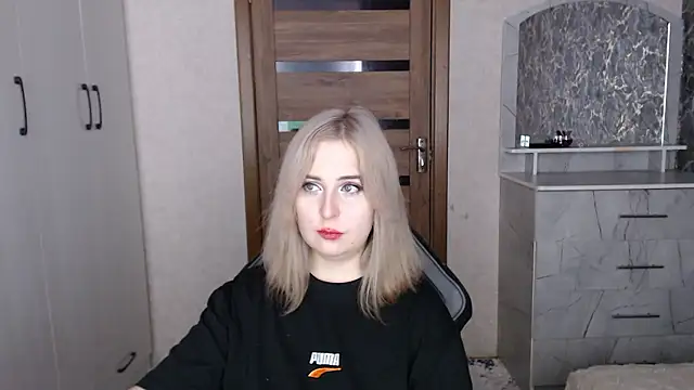 Kristy-Max's cam snapshot