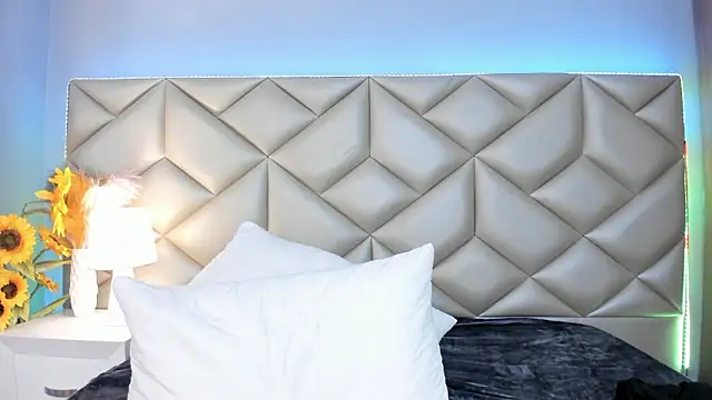 Brenda_Garcia's cam snapshot